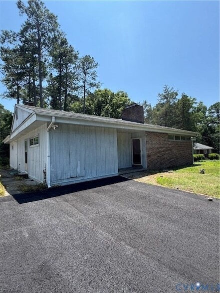 Building Photo - 10309 Wycliff Rd