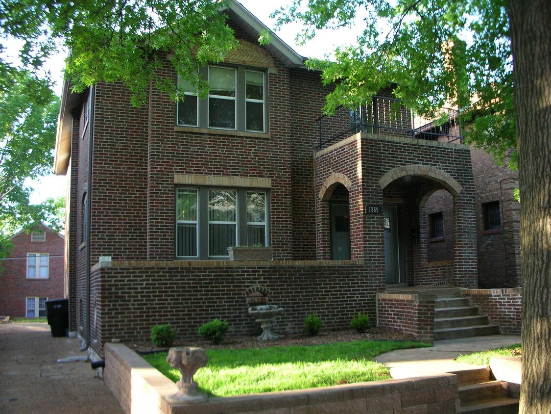 Primary Photo - 7359 Amherst Ave