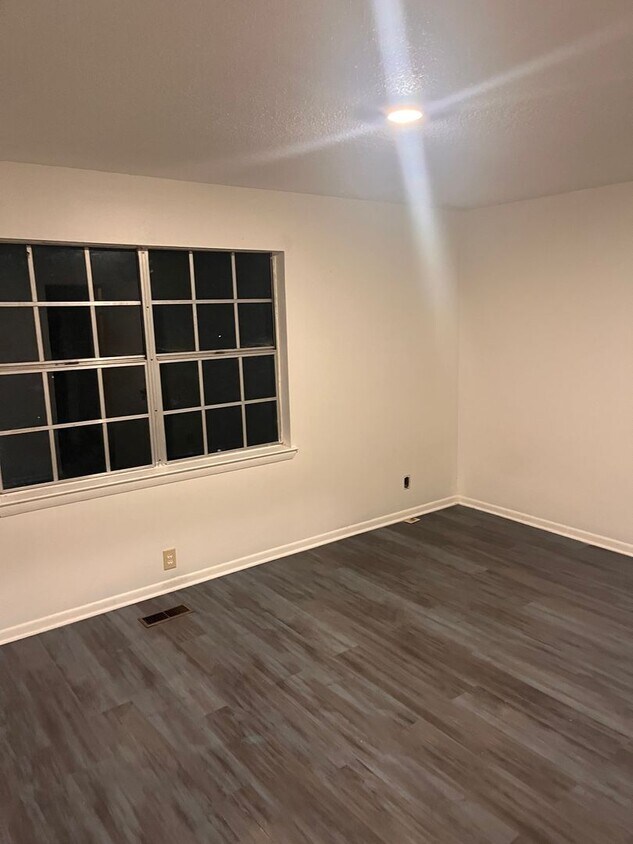 Foto del edificio - 3653 Shirl Jo Ln