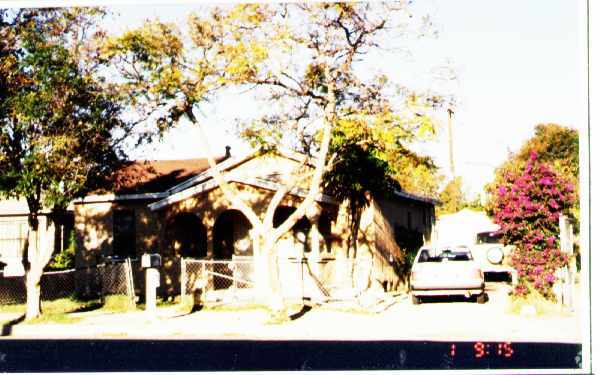 Building Photo - 11245-11249 Azahar St