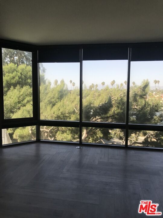 Foto del edificio - 4316 Marina City Dr