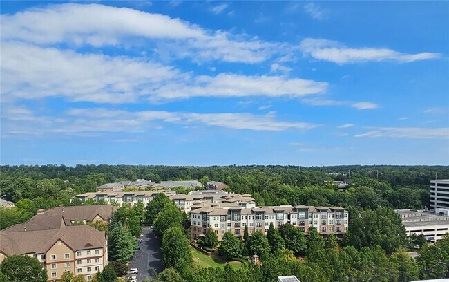 Foto del edificio - 4561 Olde Perimeter Way