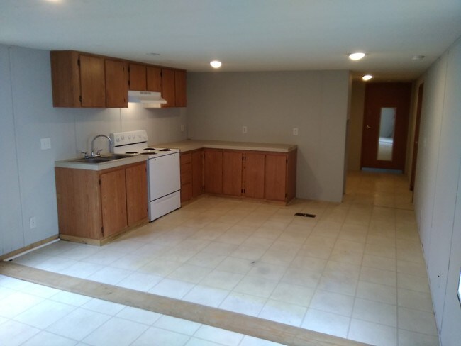 Building Photo - 1323 LA-178
