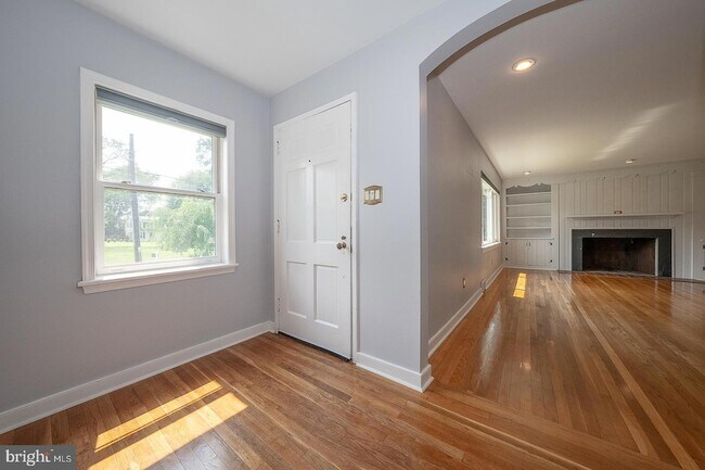 Foto del edificio - 353 S Old Middletown Rd