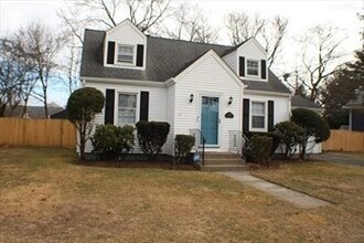 Building Photo - 25-27-27 Ferris Ave