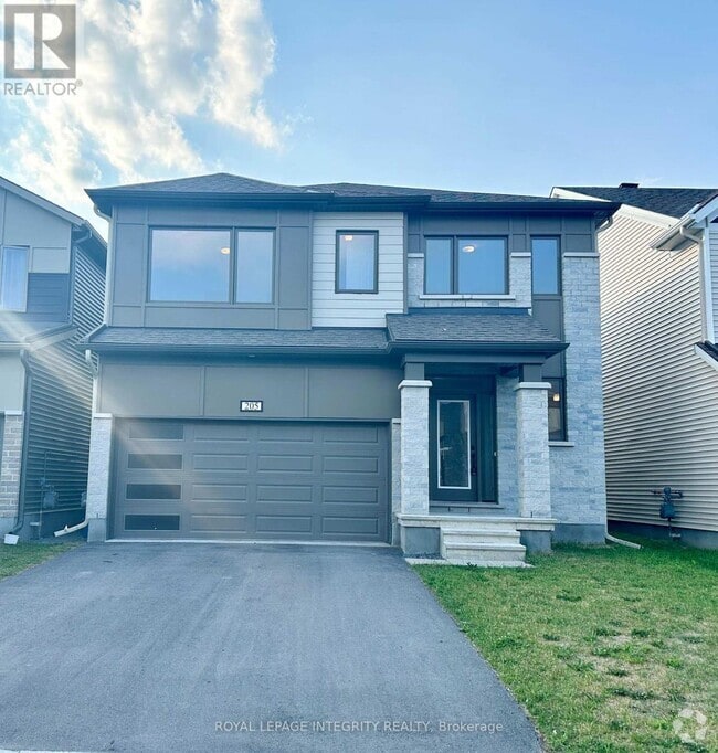 Building Photo - 205 Yearling Cir
