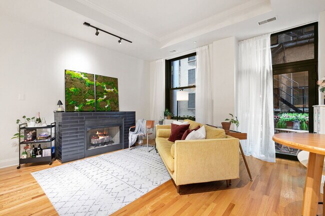 Foto del edificio - 208 W Washington St