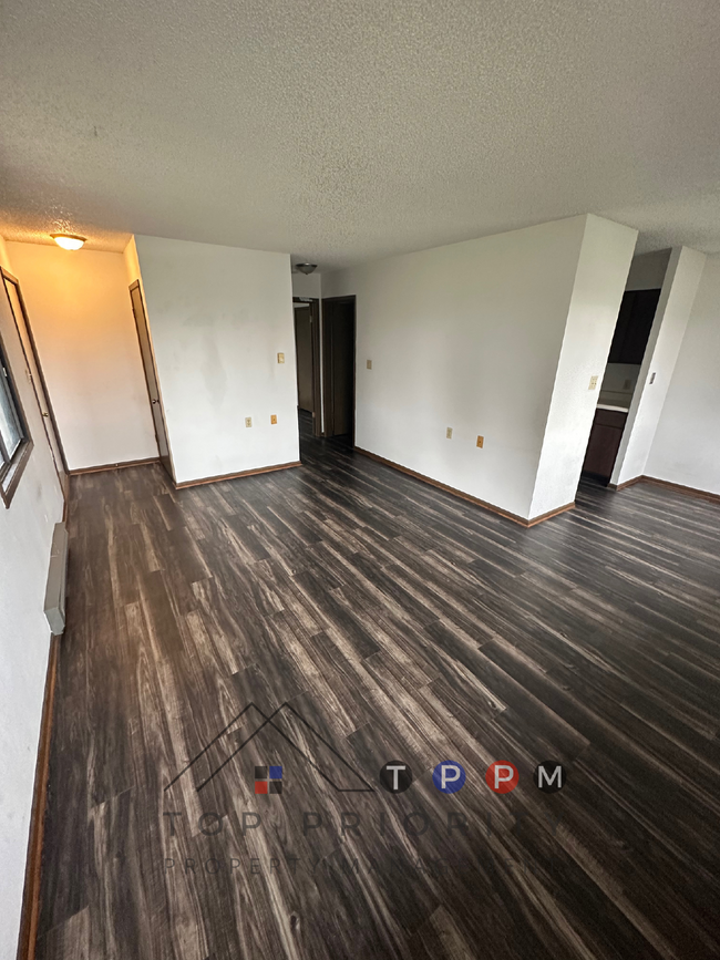 Building Photo - 1 Bedroom | 1 Bathroom Unit in Dysart Avai...