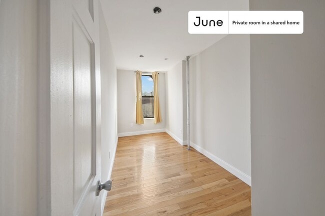 Photo - Room in Shared 4 bed/2 bath home