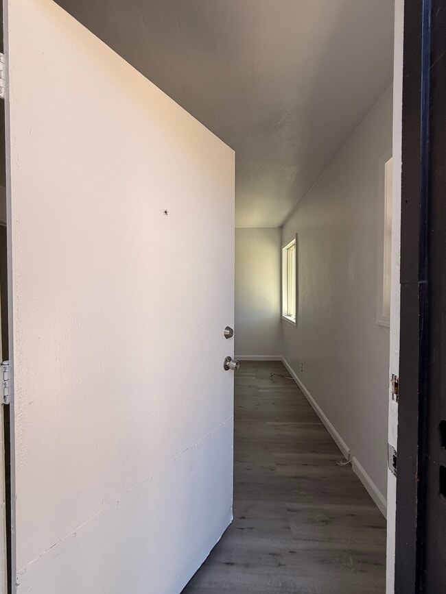 Building Photo - 5360 Brookdale Ave