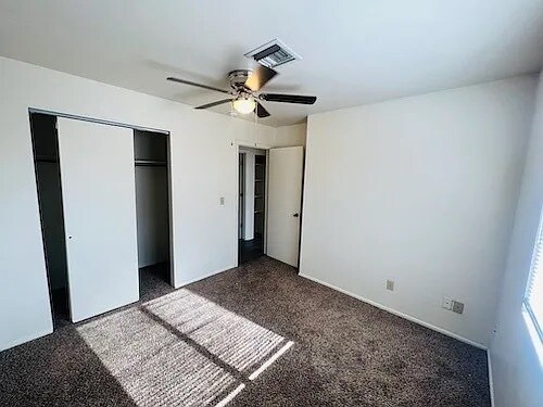 Foto del edificio - 826 E Waverly St