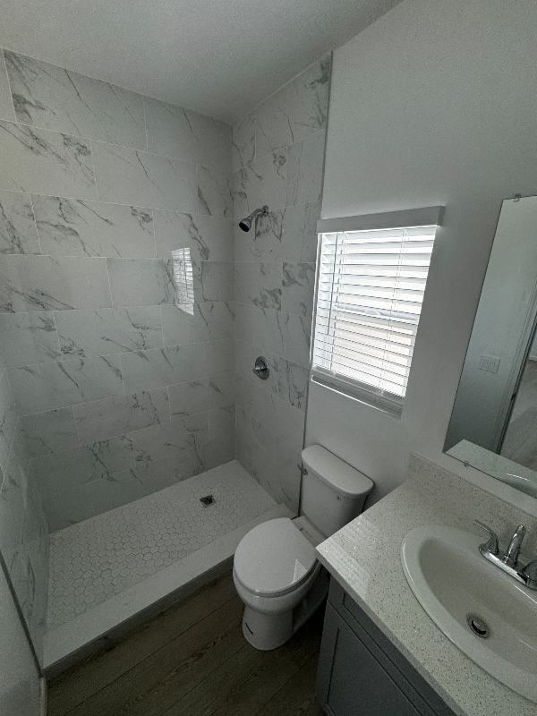 Foto del edificio - 987 Tepee Ln