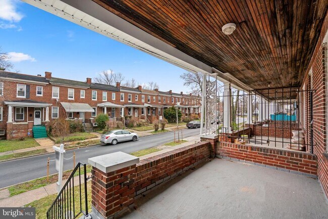 Building Photo - 3962 Wilsby Ave