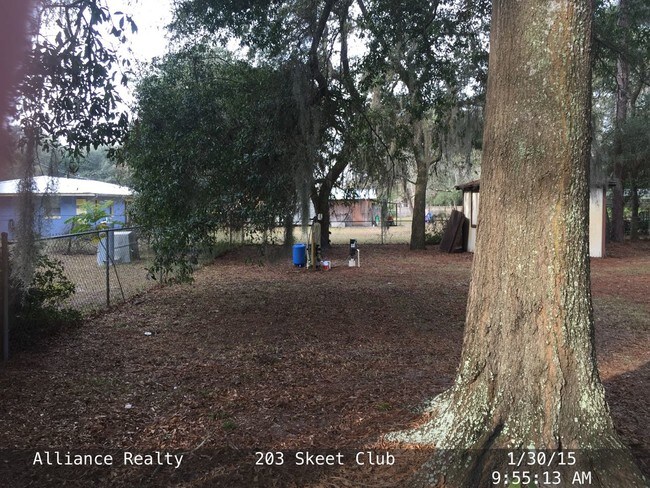 Building Photo - 203 Skeet Club Rd