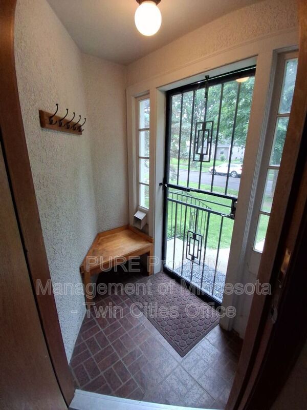 Foto del edificio - 5312 Elliot Ave