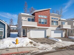Building Photo - 11443 Conquistador Dr