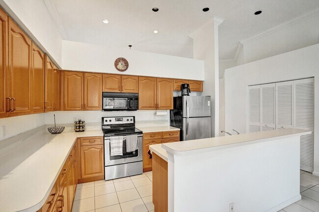 Foto del edificio - 4553 Barclay Fair Way