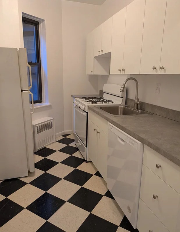 Foto del edificio - 216 6th Ave