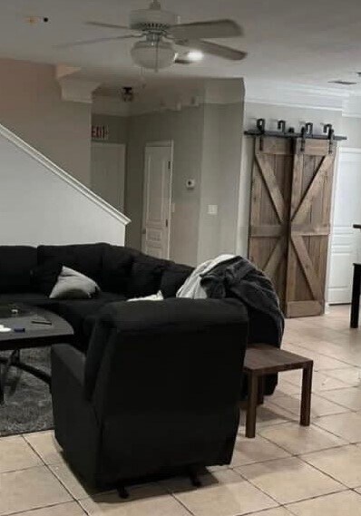 Living Room - 633 W Saint Augustine St
