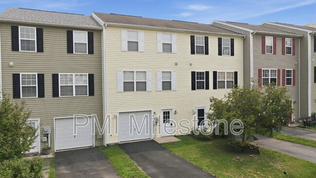 Building Photo - 75 Foal Ln
