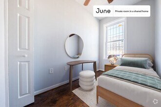 Building Photo - Private bedroom in 3 bed/2.5 bath Home