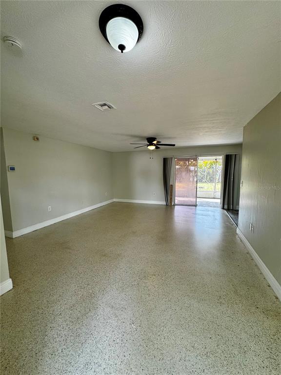 Building Photo - 6346 St Andrews Cir S