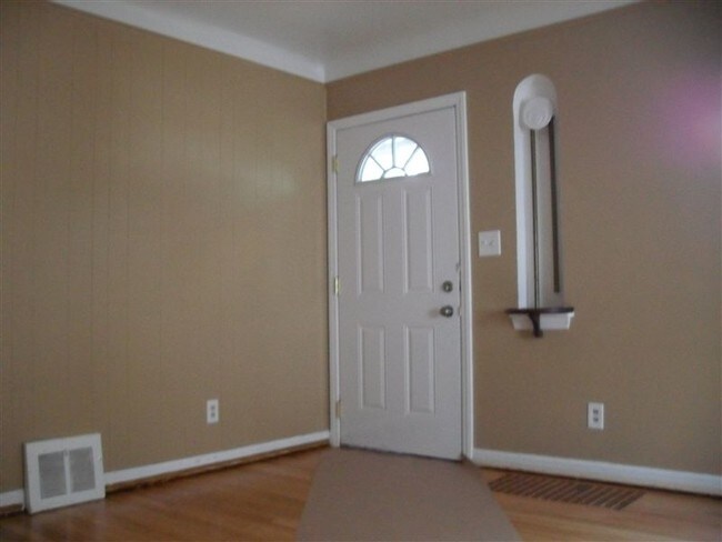 Foto del edificio - 15354 Evergreen Ave