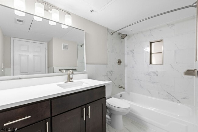 Foto del edificio - 690 NJ-23