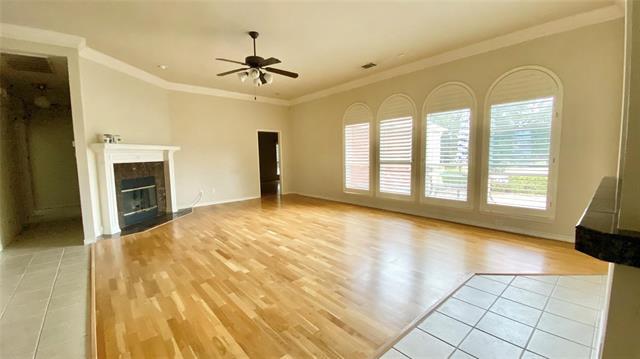 Building Photo - 5035 Golfside Dr