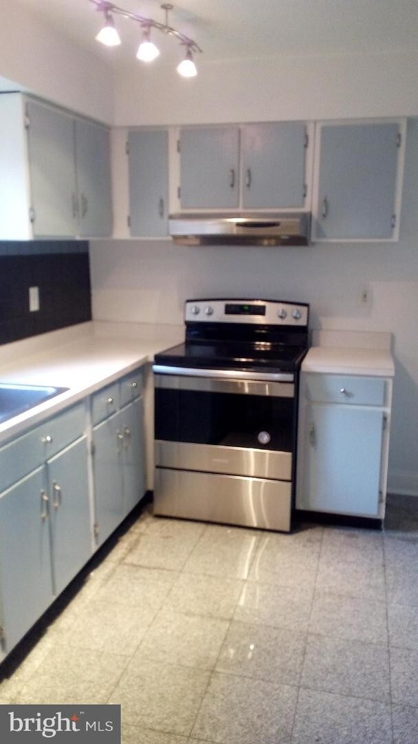 Foto del edificio - 115 Meadow Woods Ln