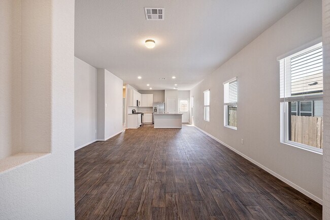 Foto del edificio - Tasteful 3 Bedroom, 2 Bath Home in San Mar...