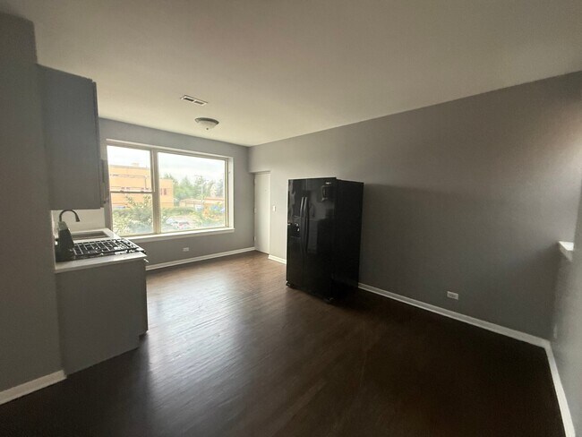 Foto del edificio - 1856 W 18th St