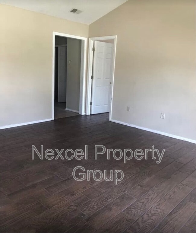 Building Photo - 10262 Williford Dr