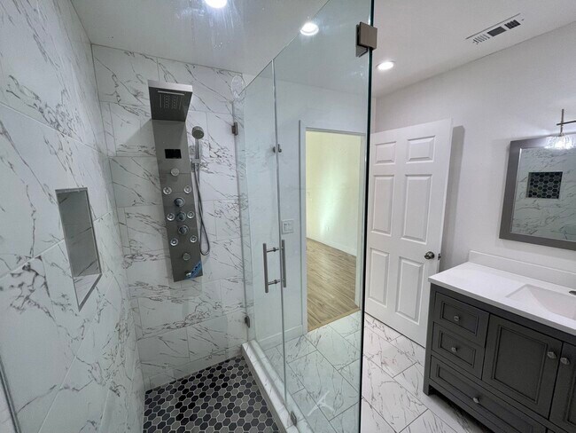 Building Photo - 5604 Le Sage Ave
