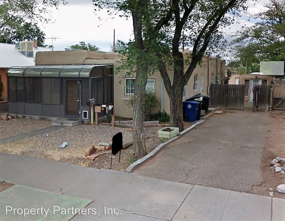 2114 Oxford Ave SE, Albuquerque, NM 87106 House Rental in Albuquerque