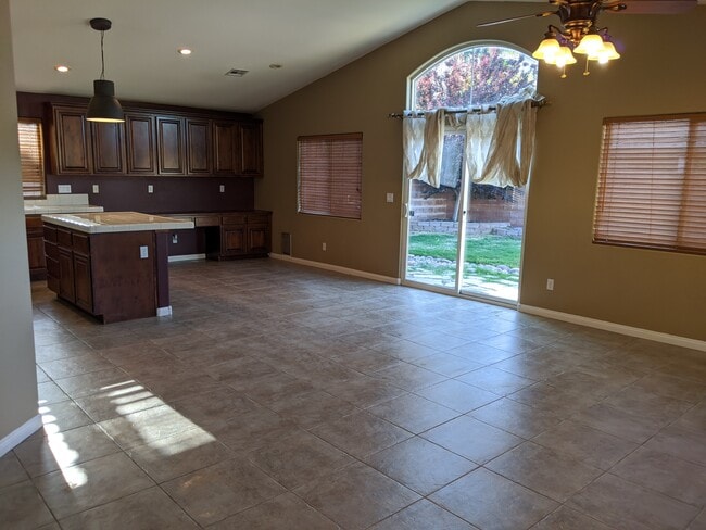 Building Photo - 9936 Willowbrook Pond Rd