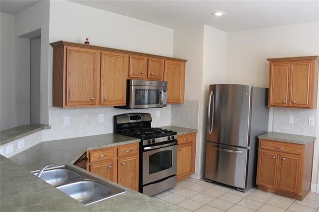Building Photo - 126 Starlight Dr