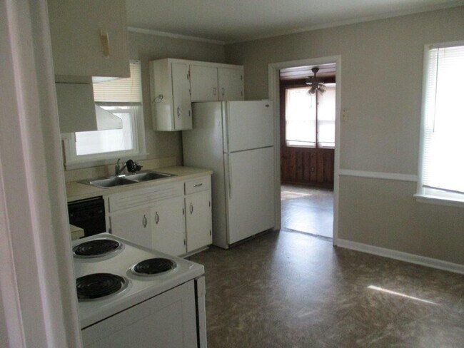 Foto del edificio - 724 Mercer Cir