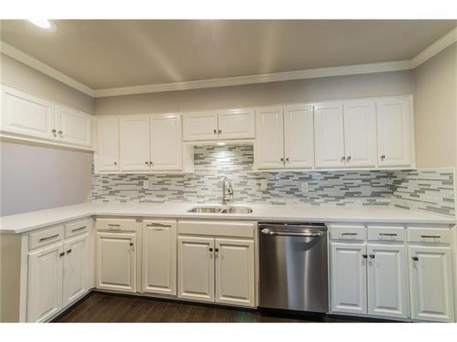 Building Photo - 5813 Chimney Wood Cir