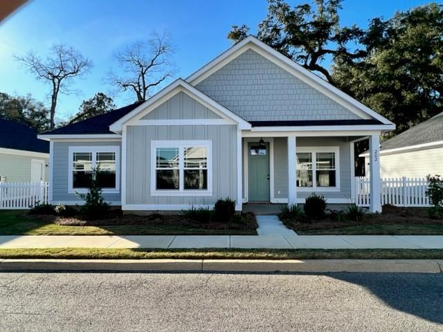 Foto principal - 202 Jamestowne Way