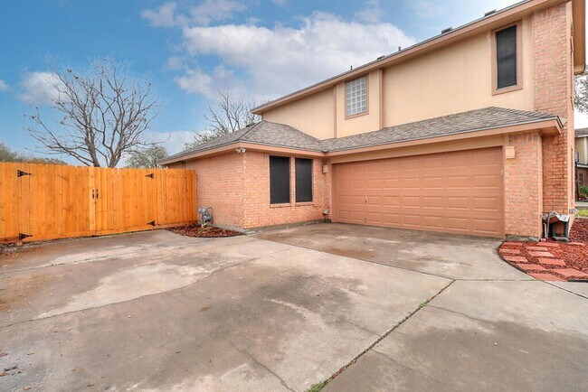 Foto del edificio - 4249 Rapids Dr