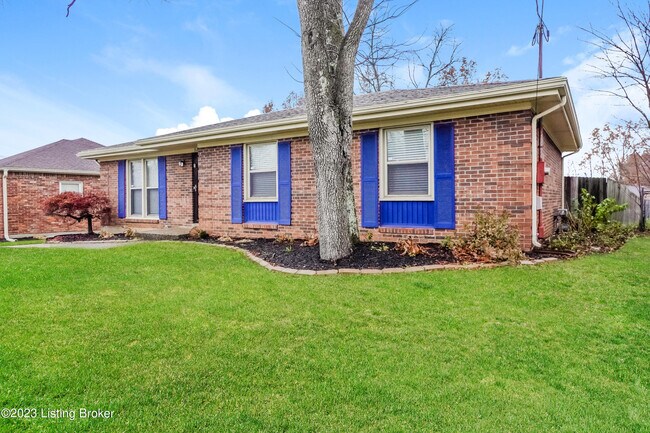 Building Photo - 9207 Willowwood Way