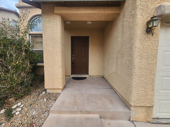 Foto del edificio - 9316 Pyrope Ct