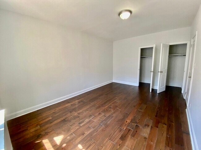 Foto del edificio - 245 Hawthorne St