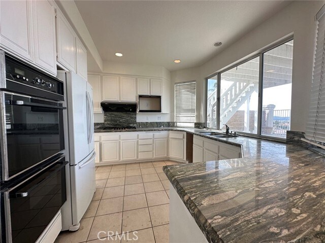 Building Photo - 5 Monserrat Pl