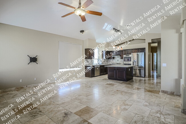 Foto del edificio - 20669 N 41st Ln