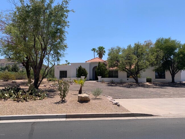 Foto del edificio - 5131 E Butler Dr