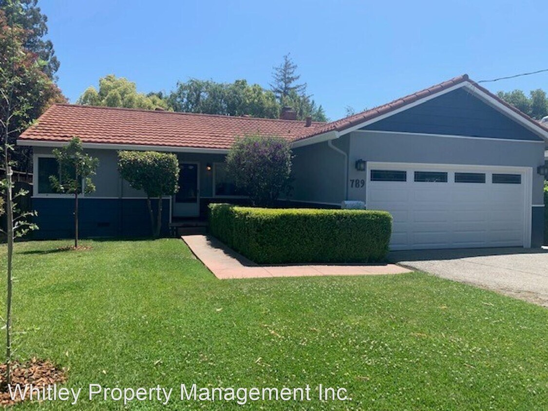 Foto principal - 3 br, 2 bath House - 789 Paul Ave