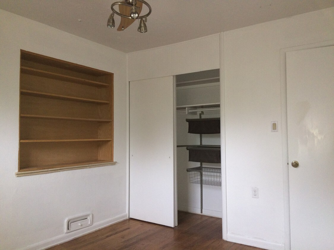 Foto principal - 5500 E Thrill Pl