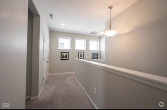 Building Photo - 1099 Valentine Ln